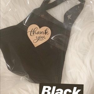 Mask ( black )